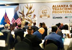 Sonora y Arizona firman acuerdos de cooperación bilateral en reunión plenaria