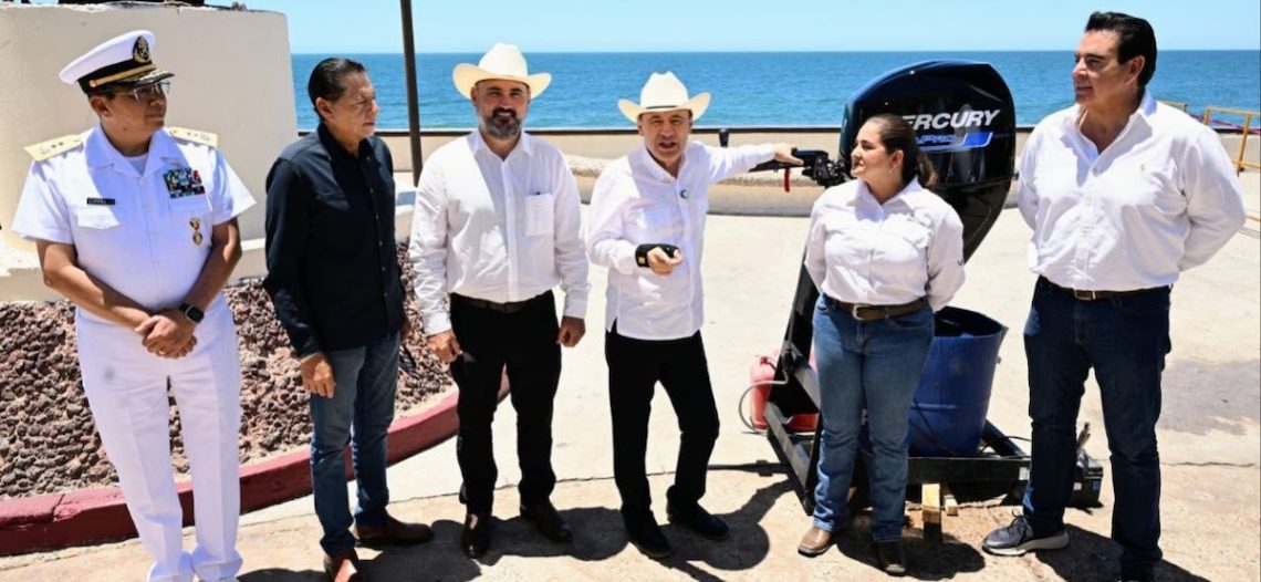 Gobernador Alfonso Durazo resuelve demanda de agua en Puerto Peñasco