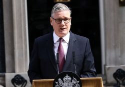 Crisis en Reino Unido: Keir Starmer anuncia su dimisión como primer ministro