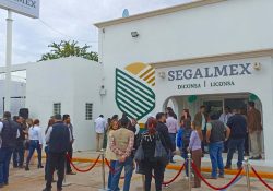 Multan con 777 millones de pesos e inhabilitan a exfuncionarios de Segalmex