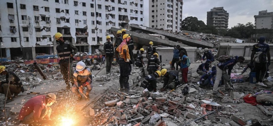 Sube a 5 mil 208 la cifra de muertos por terremotos en Venezuela