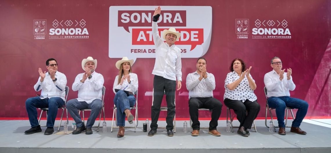 Durazo acerca gobierno, becas y apoyos a comunidades del noroeste de Sonora