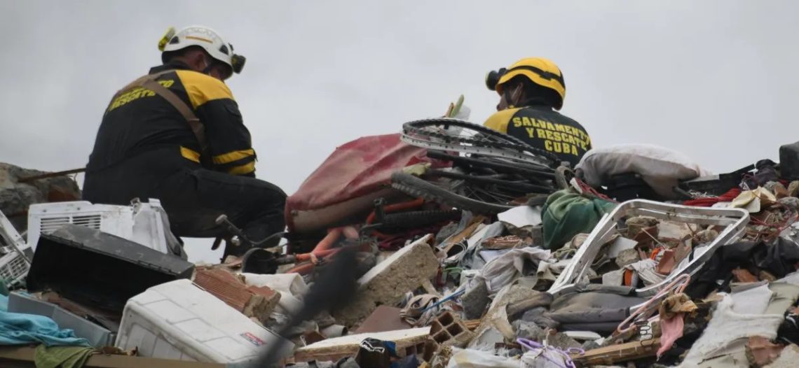 Aumenta a 4 mil 734 la cifra de muertos por los terremotos en Venezuela