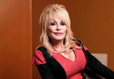 Muere Dolly Parton a los 80 años, leyenda mundial de la música country