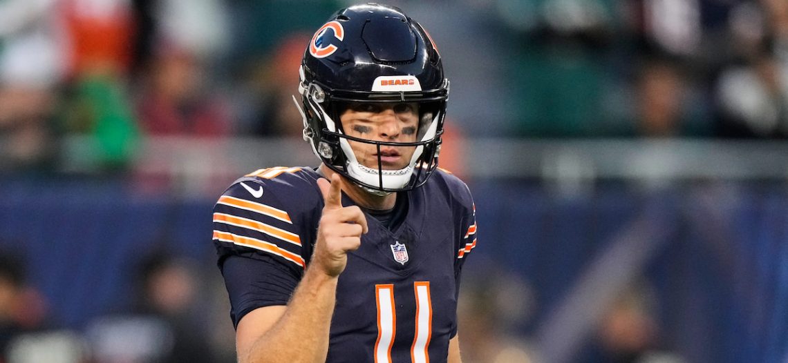 Case Keenum reaparece como titular y Chicago aplasta 27-7 a los Eagles