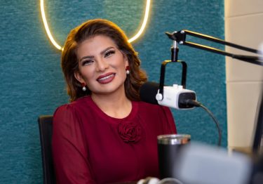 Lorenia Valles destaca beneficios de ley digital para pequeños negocios