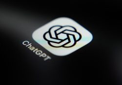 OpenAI pide a EU establecer normas obligatorias de seguridad para IA