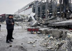 Ucrania enfrenta un invierno difícil mientras ataques golpean toda su economía