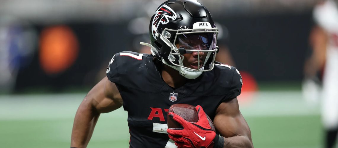 Bijan Robinson lidera triunfo de Falcons ante Saints en Monday Night Football