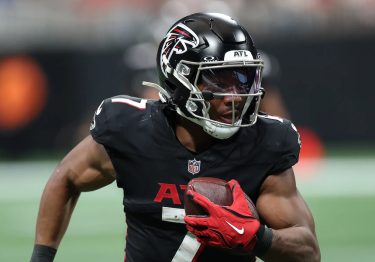 Bijan Robinson lidera triunfo de Falcons ante Saints en Monday Night Football