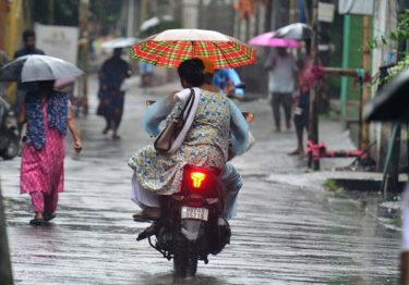 Ciclón Arnab golpea India y provoca evacuaciones en dos estados costeros