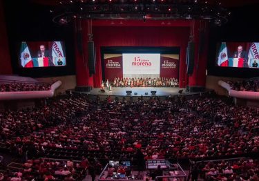 Morena celebra 15 años con homenaje a fundadores y respaldo a Sheinbaum